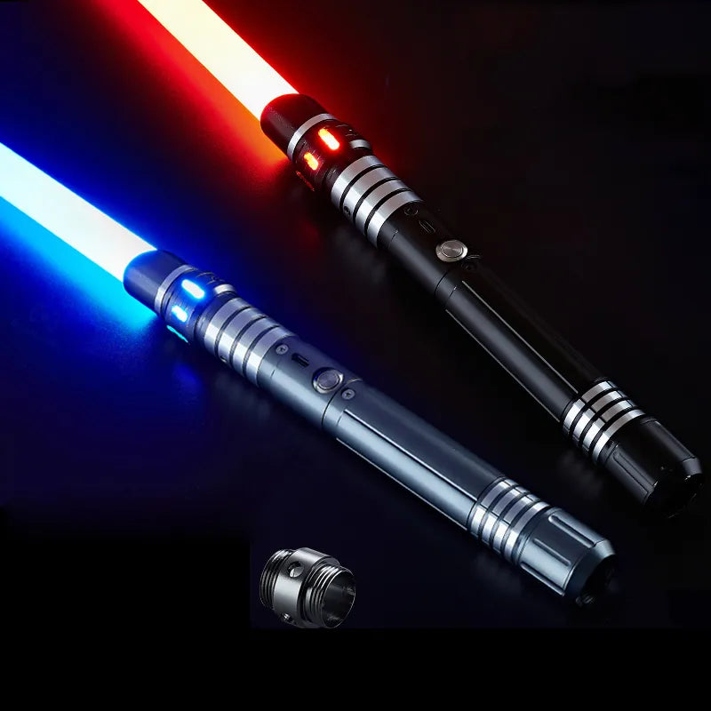 Sabre Laser univers type STARWARS avec manche métallique , son , changement de couleur , plusieurs choix dispo ! à l'unité ou par 2